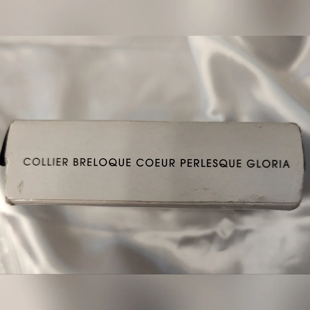 Avon Silver Tone And Rhinestones, Heart and Pearl Necklace - Picture 5 of 7